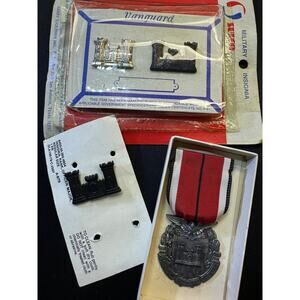 WW2 Sterling Named American Military Engineers Medal with Hat Collar Lapel Pins